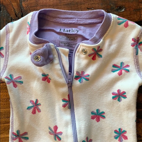 Hately zipped onesies - Picture 3 of 3